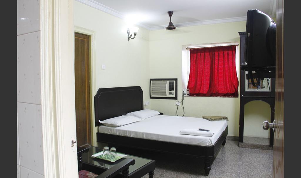 Hotel Vijayabhanu Визакхапатнам Стая снимка