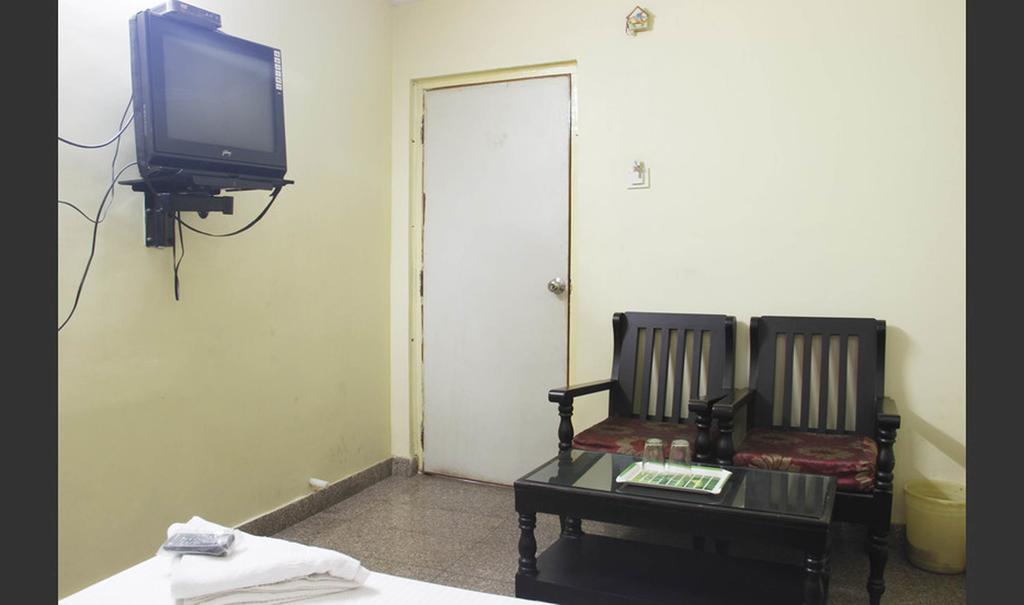 Hotel Vijayabhanu Визакхапатнам Екстериор снимка